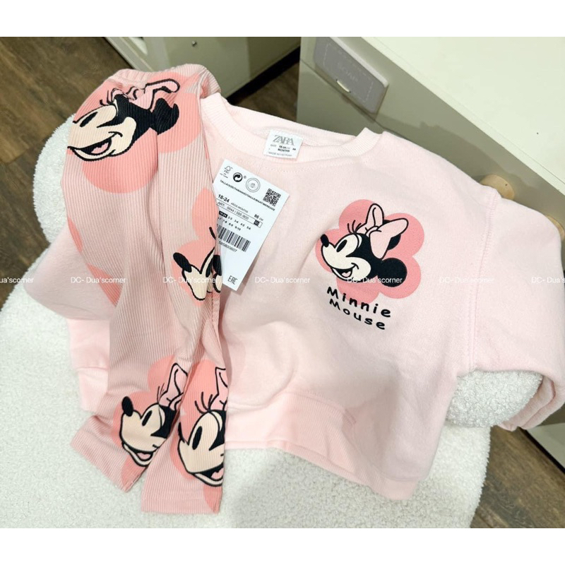 Bộ nỉ hồng in micky quần legging tăm cho bé gái