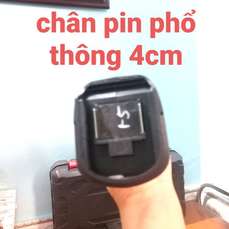 Máy cưa xích cầm tay  dùng pin makita đi kèm 2 pin + 2 xích