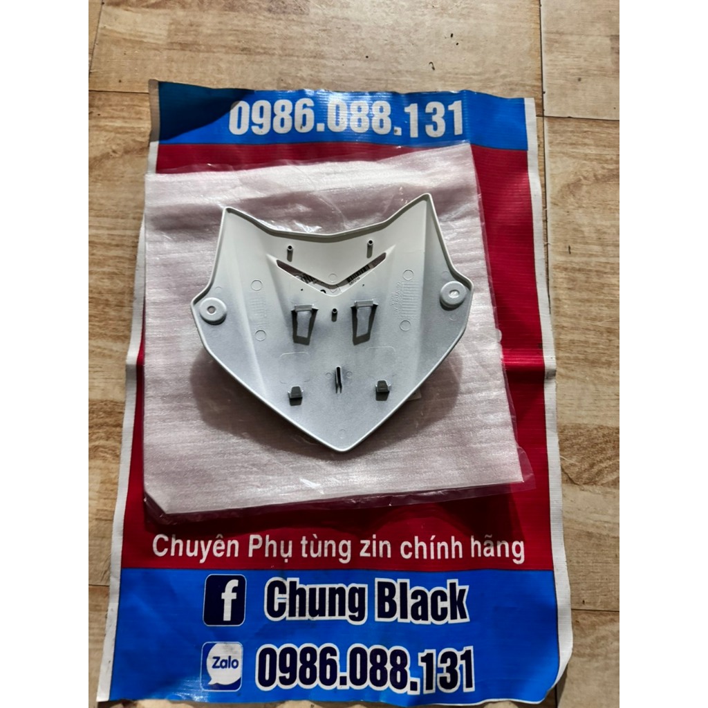 Mào  Trắng  EX155 VVA 2024 ABS zin chính hãng yamaha