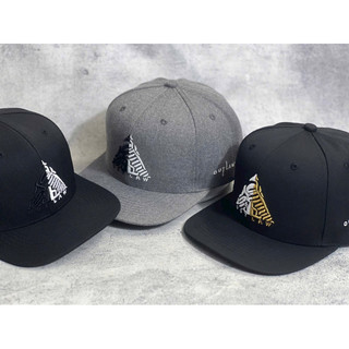 Nón snapback OUTLAW