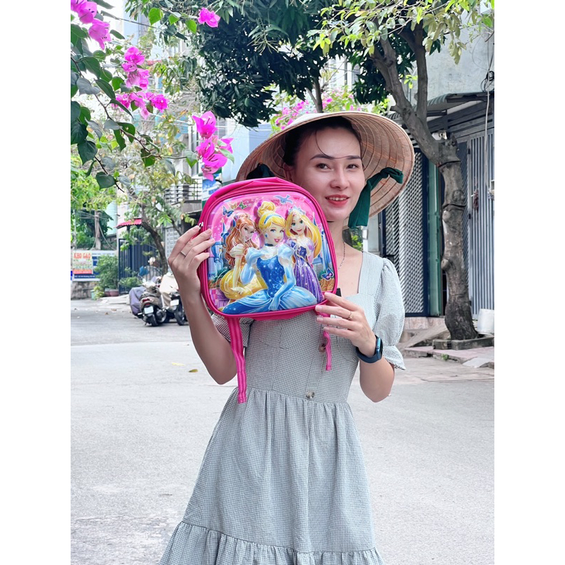 Balo 3D cho bé mầm non kích thước 26x26x8cm