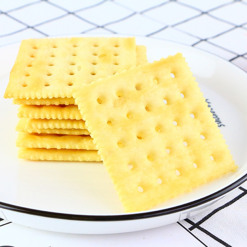 Bánh quy mặn ít đường Soda Star gói 400gr