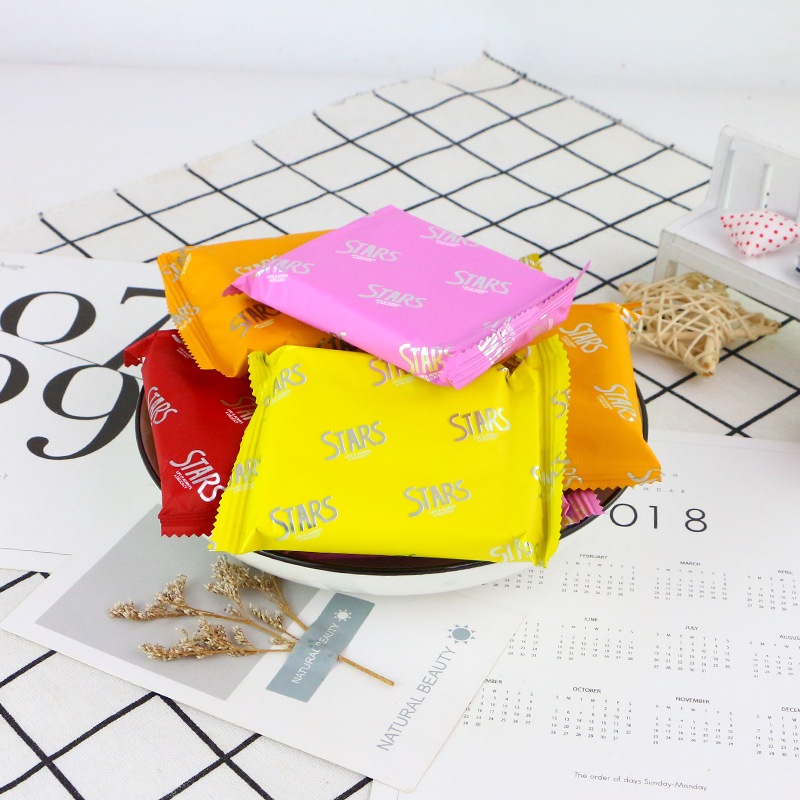 Bánh quy mặn ít đường Soda Star gói 400gr