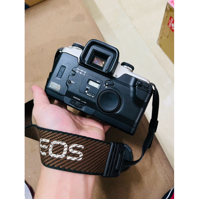 Máy ảnh chụp film Canon Eos 55  tốc cao 4000 + lens Canon EF 35-80mm