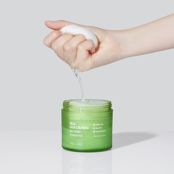 SN0842 - Full hộp 70 miếng Real Cica Calming Big Embo Toner Pad Wellage