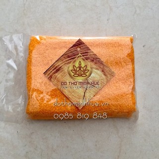 Khăn lau đồ thờ/ Khăn lau bàn thờ/ Khăn tẩy tịnh - màu vàng khác biệt