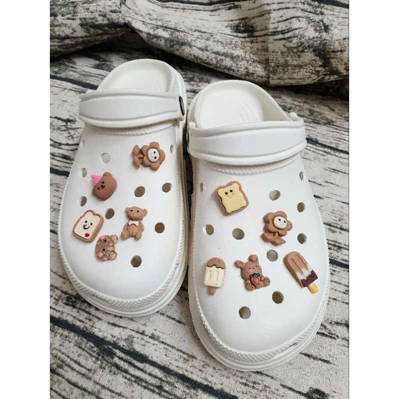 Sticker gắn dép sục, phụ kiện, jibbits, charm gắn dép cross, crors nhiều mẫu