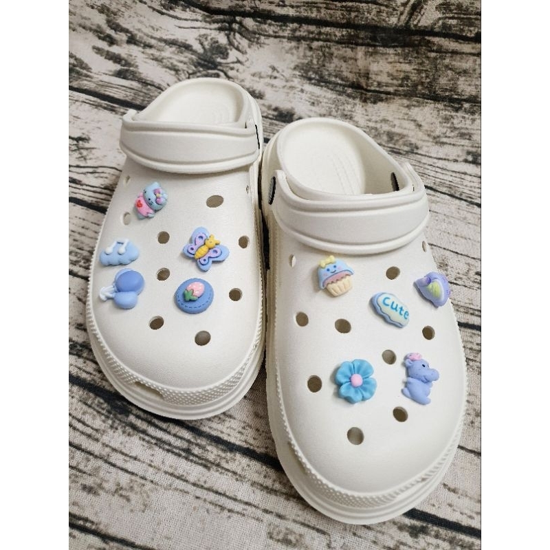 Sticker gắn dép sục, phụ kiện, jibbits, charm gắn dép cross, crors nhiều mẫu