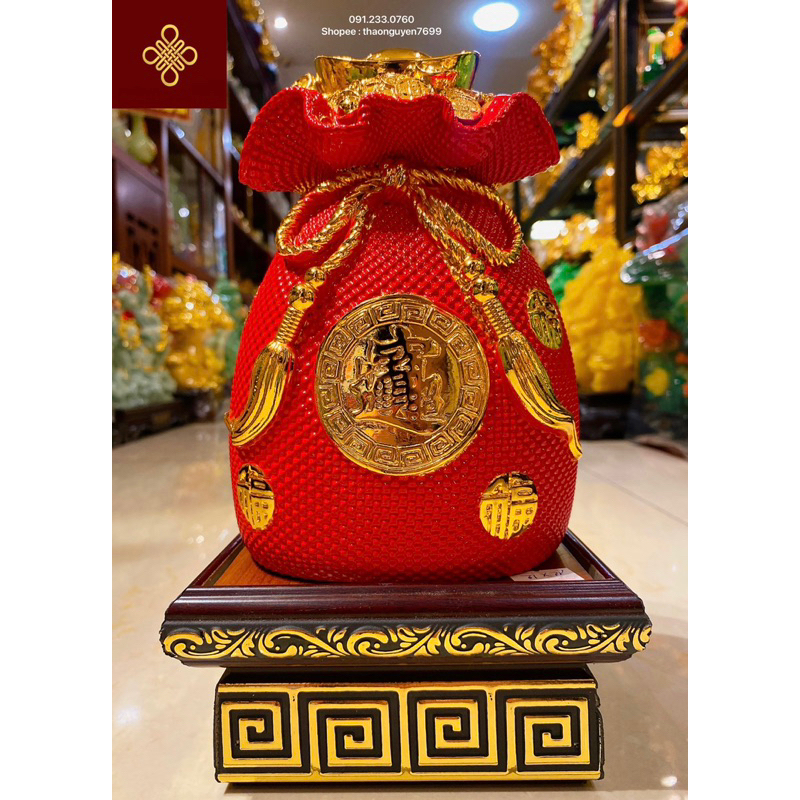 Tượng Túi tiền Kim Nguyên Bảo phong thuỷ màu đỏ/ vàng (cao 23, dài 13.5 rộng 11.5 / cao 14, dài 11, rộng 8)