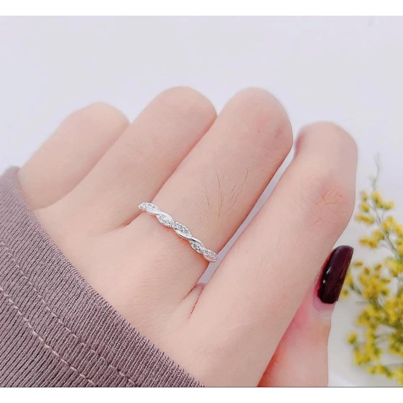 Nhẫn xoắn đính đá, Nhẫn Bạc ta.