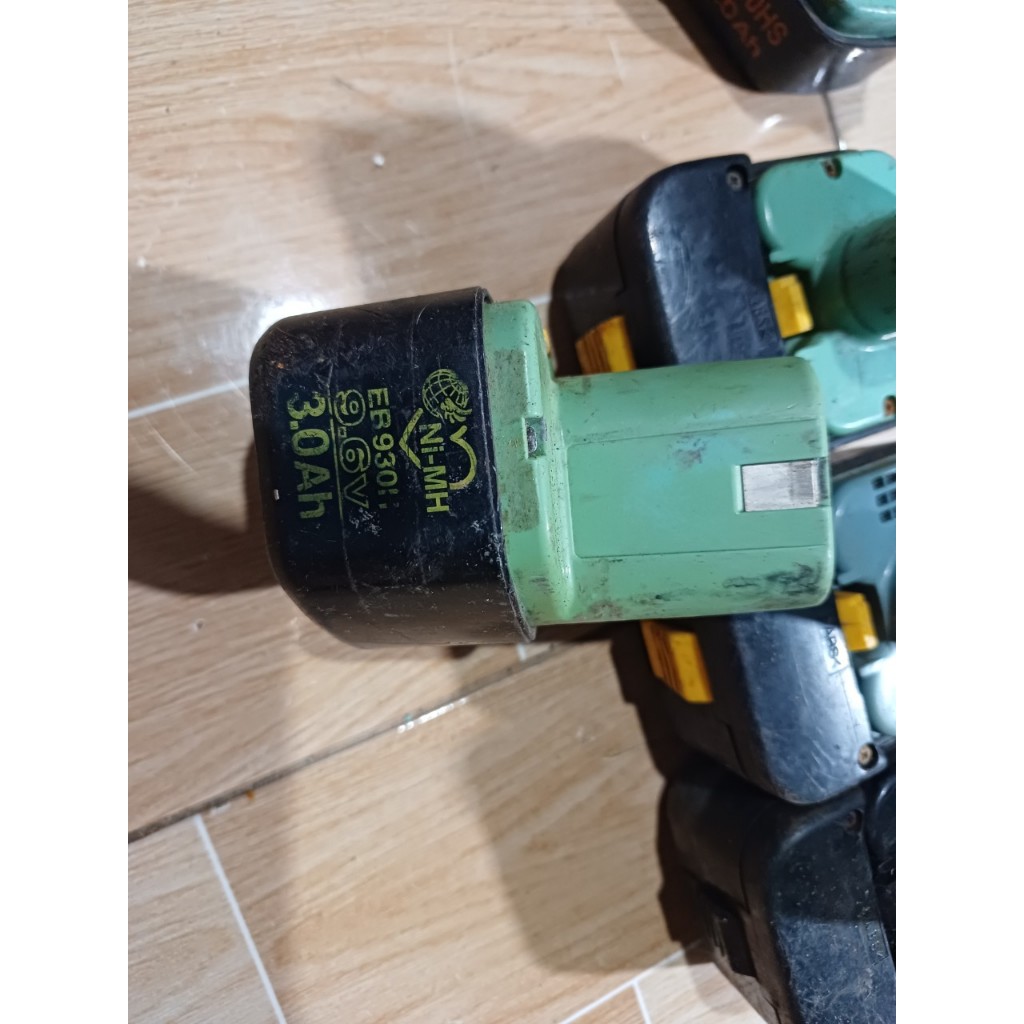 Vỏ pin Hitachi 9.6V hàng bãi
