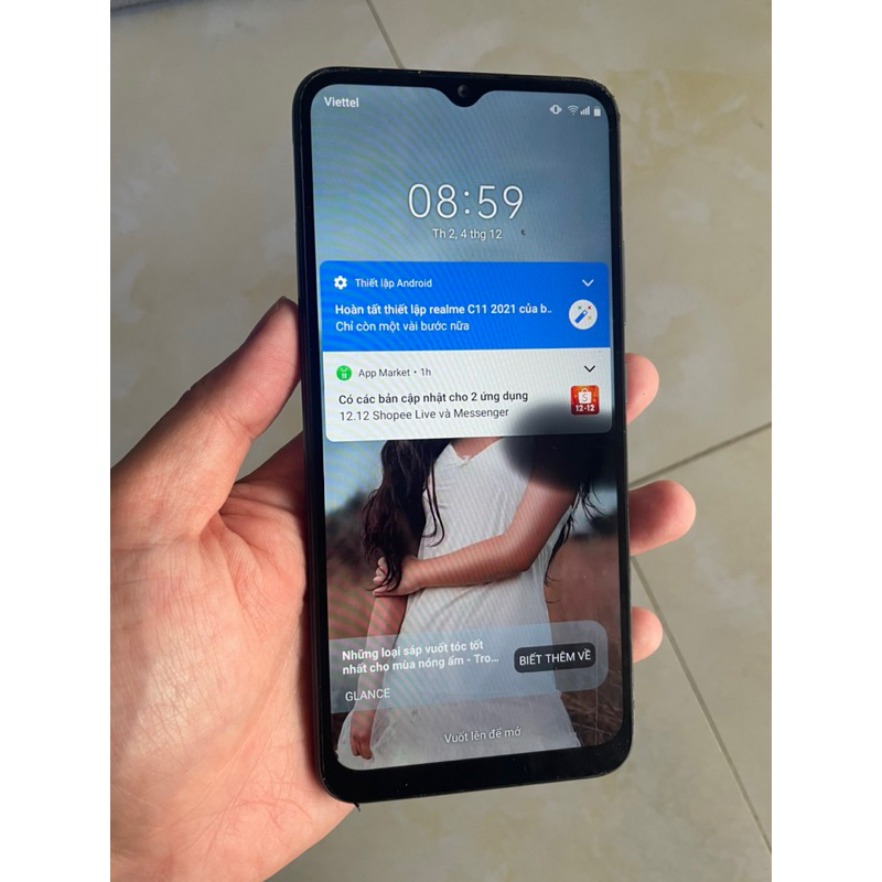 Điện thoại xác realme c11 bị bầm đốm màn