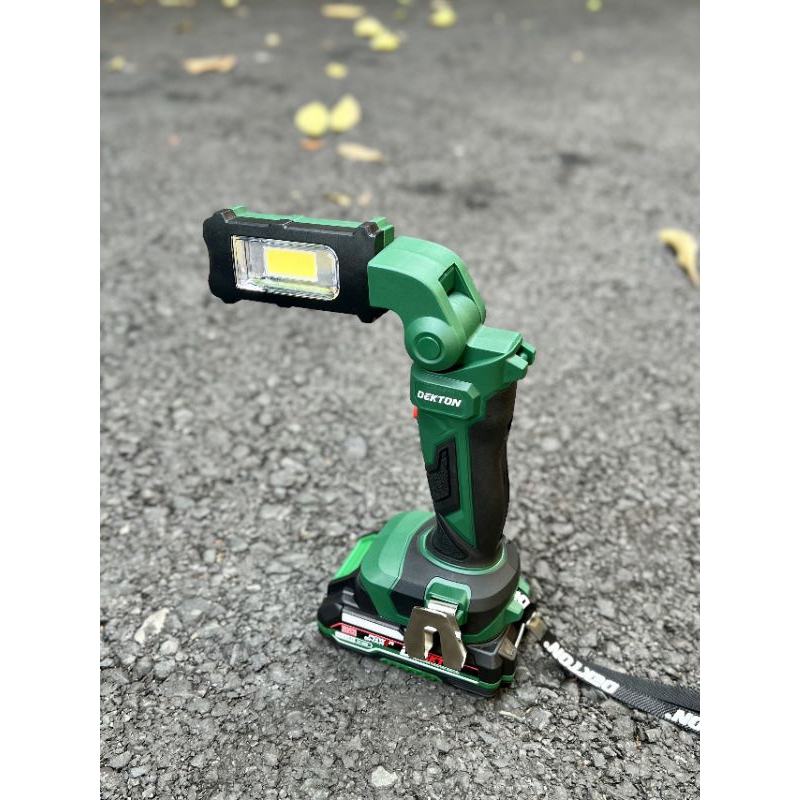 Đèn cầm tay dùng pin Dekton M21-D360LM led siêu sáng