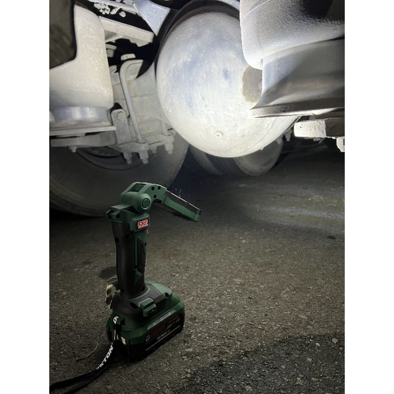 Đèn cầm tay dùng pin Dekton M21-D360LM led siêu sáng