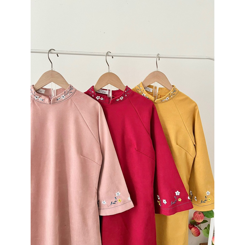 Áo dài TẾT_ ÁO DÀI cách tân kèm váy dáng suông chất nhung tăm thêu 2 tà