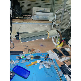 Đèn sửa chữa 60 bóng