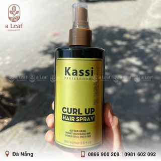 Xịt dưỡng giữ nếp tóc Kassi 250ml