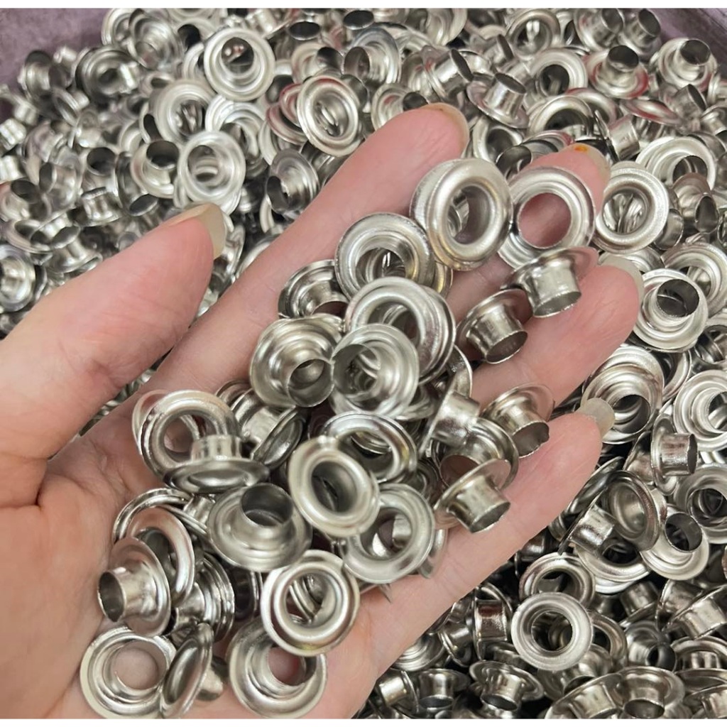 Khoen ore mắt cáo Khuy luồn oze Khuy đột bạt,khoen bạt Size 8mm, 10mm,12mm,14mm Bằng sắt xi Bịch 1kg