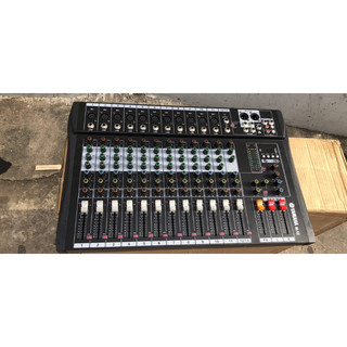 mixer yamaha 12line
