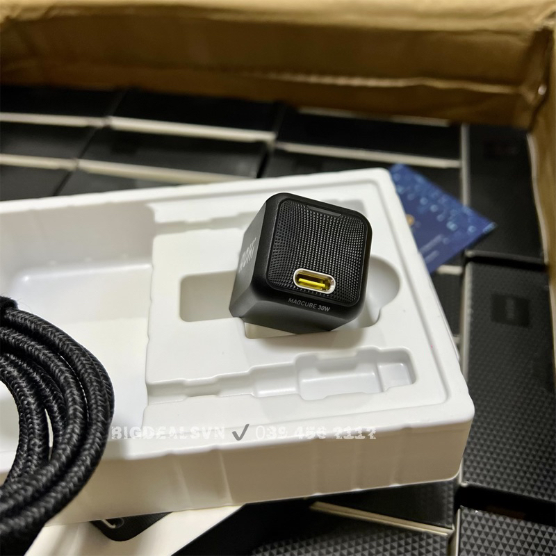 Bộ sạc 30W AOHI Magcube kèm cáp C to C ✔️ BigDeals VN
