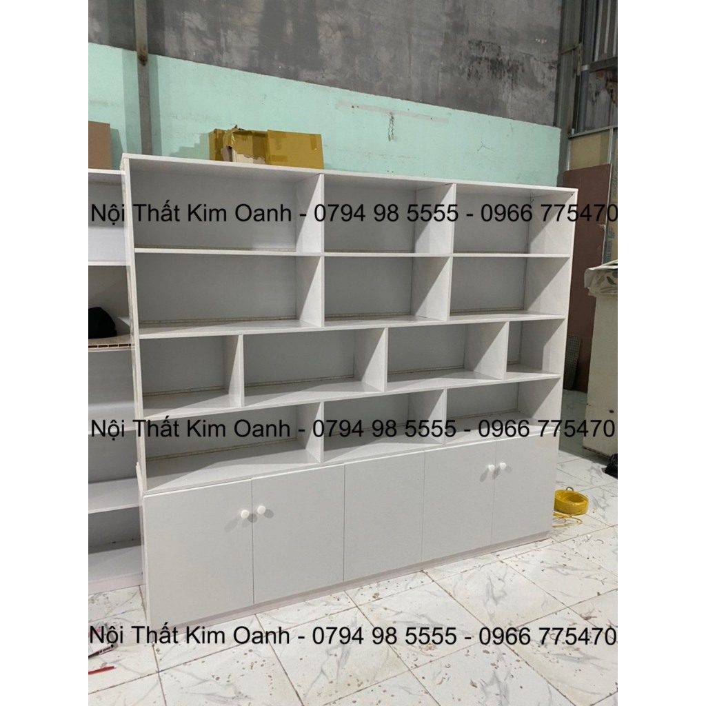 TỦ KỆ TRƯNG BÀY NHỰA ĐÀI LOAN SẴN ĐÈN LED - NHẬN THEO YÊU CẦU