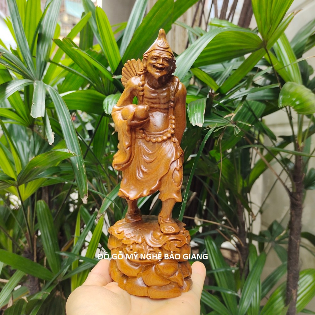 Tượng Tế Công gỗ bách thơm cao 20 cm
