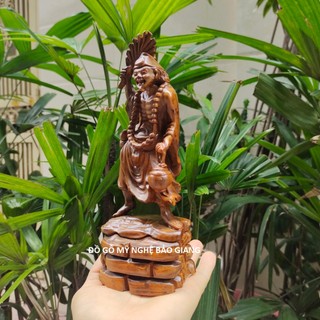 Tượng tế công gỗ bách thơm cao 21 cm