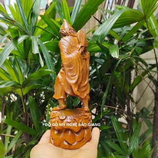 Tượng Tế Công gỗ bách thơm cao 20 cm