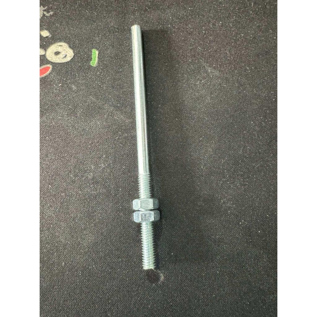 Đĩa để chỉ trên giá chỉ máy may