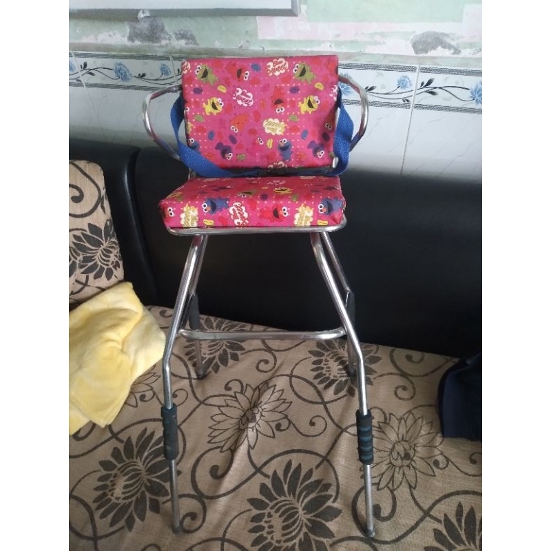 《 HCM 》Ghế ngồi xe máy Airblade  ghế 4 chân , ghế đã qua sử dụng còn mới 80%