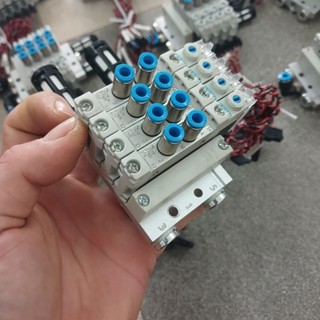 Cụm 4 van 5/2 festo(Đức)