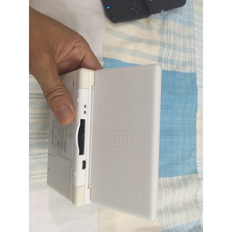 MÁY CHƠI GAMES NINTENDO DS LITE 98%