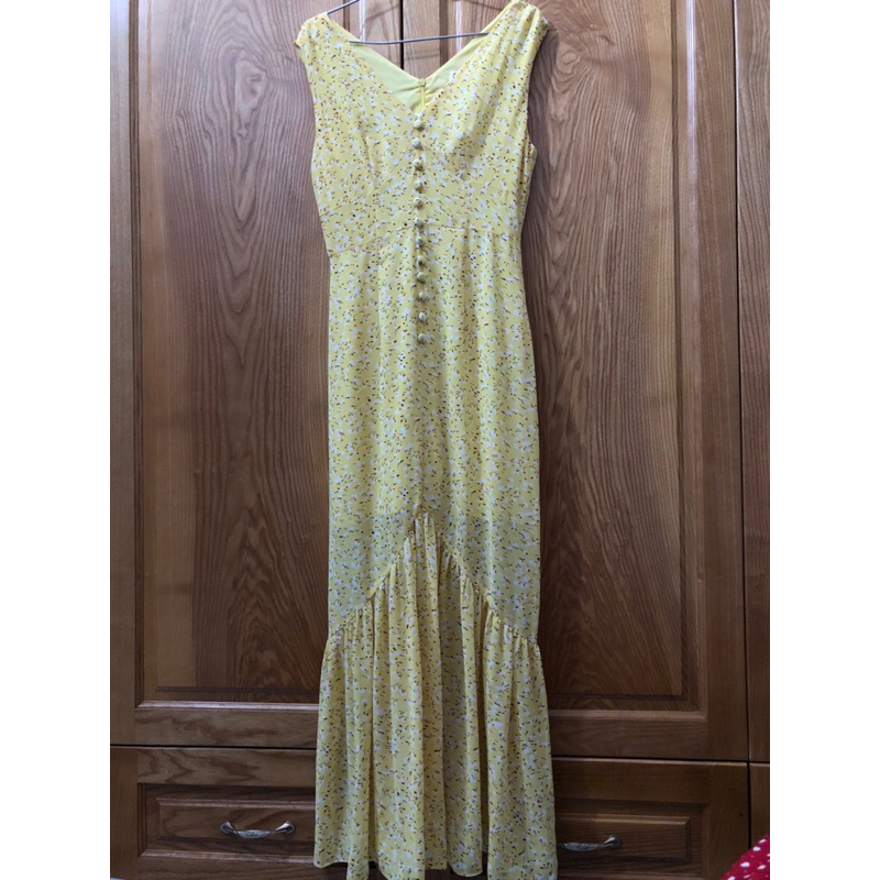 Thanh lý đầm mecia size m