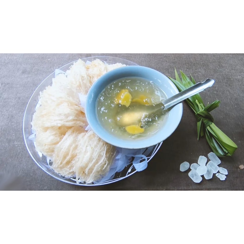 Đường Phèn viên kim cương. Đường phèn thiên nhiên dùng chưng yến, nấu chè