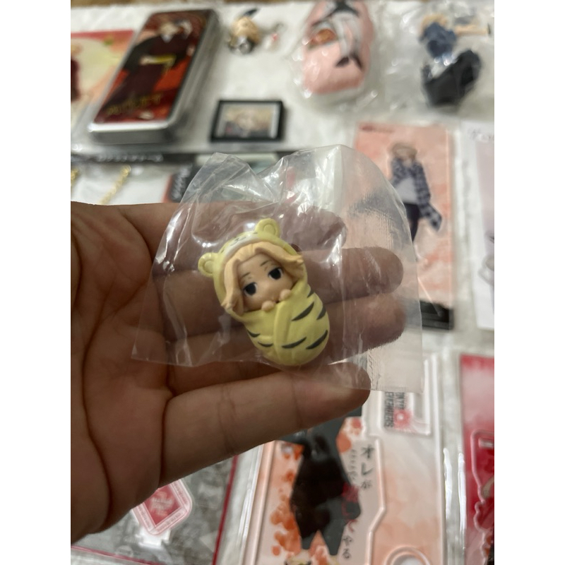 Móc chìa khoá huy hiệu standee đồ chơi Mikey Tokyo Revengers Manjiro Sano chính hãng Nhật Bản