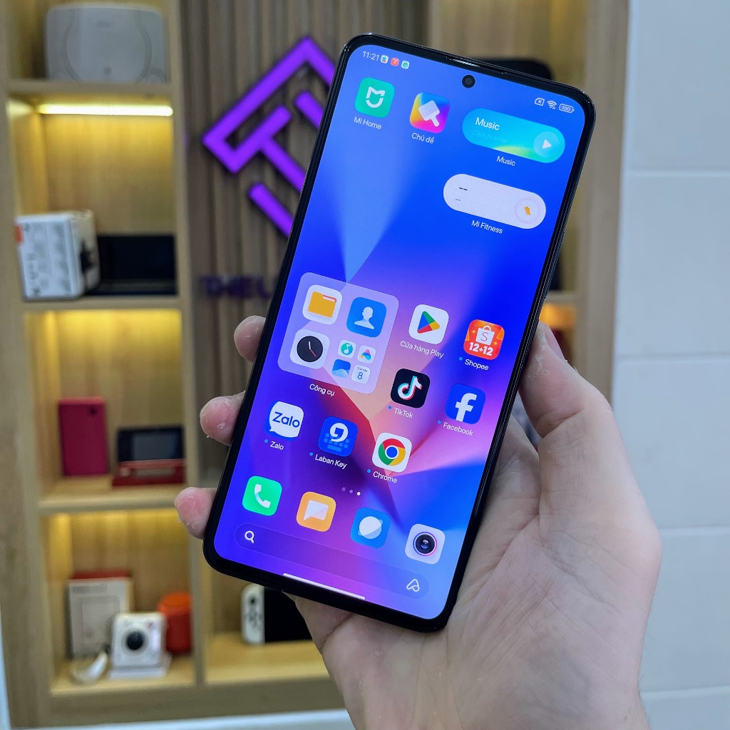 Điện thoại Xiaomi Redmi K50 - Dimensity 8100 màn OLED 120Hz