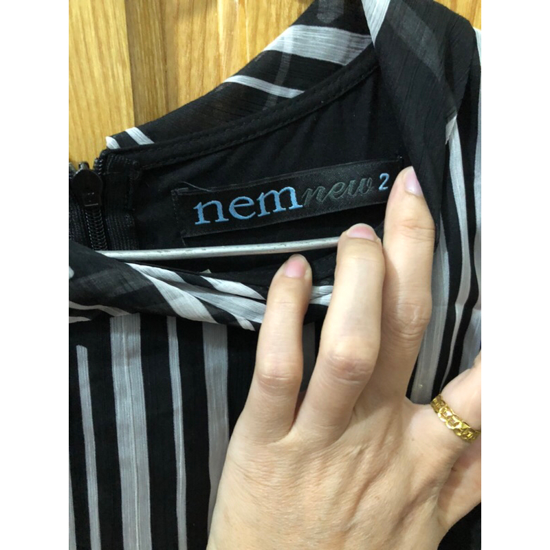 Thanh lý đầm nem sz 4