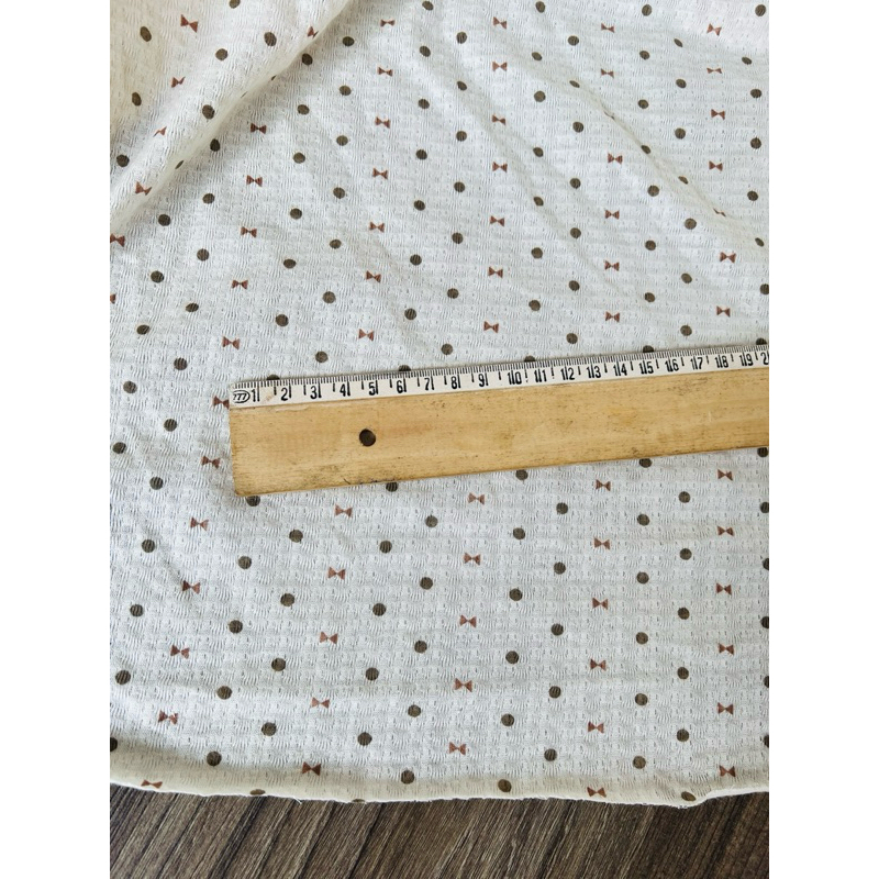 Vải thun thông hơi chấm bi và nơ nhí màu vintage