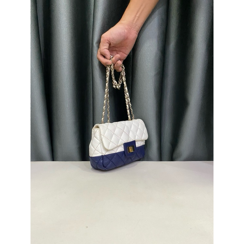 Túi si nhập form classic mini hai màu trần trám da bò thật