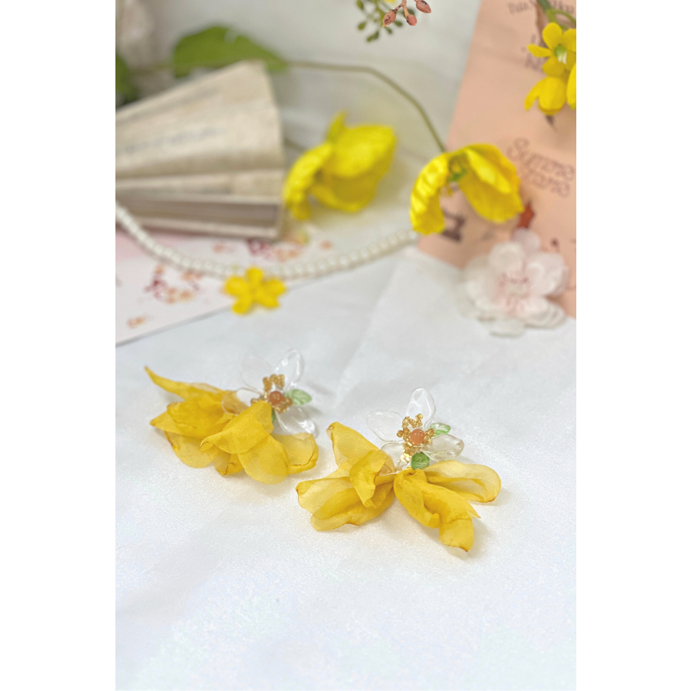 Sumire Store Hoa tai NK-093 hoa trong suốt đính cánh vải vàng