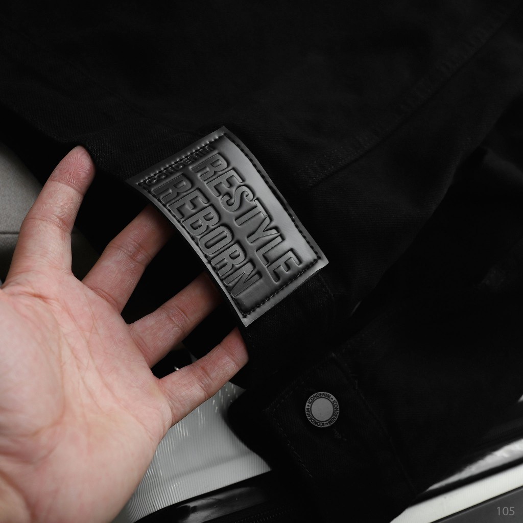 Áo Khoác Jean Nam Classic ICON DENIM All Black Chất liệu Jean Dày Dặn Thời Trang Có Túi Trong AKID0067