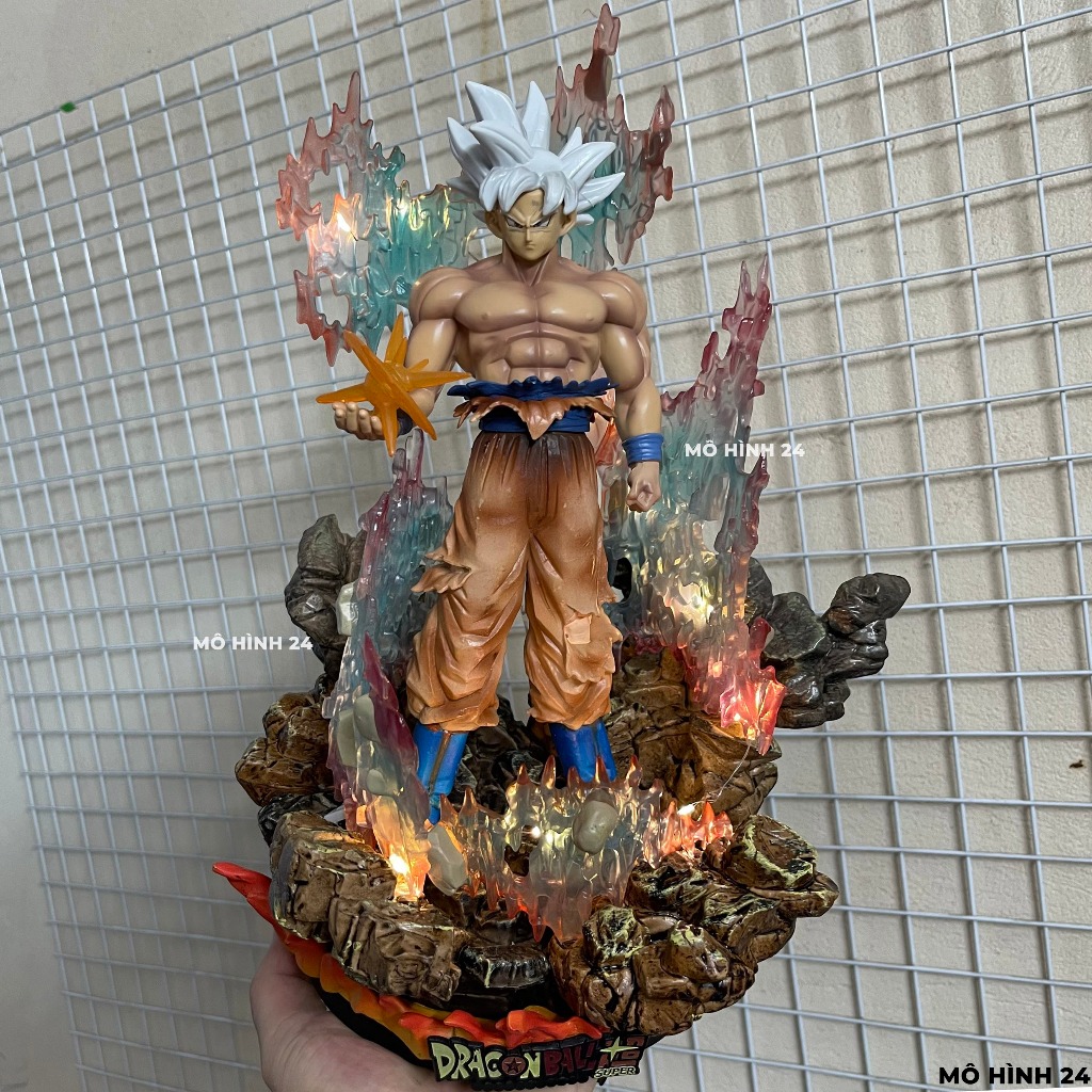 Mô hình Son Goku Vô Cực Tinh Cầu dragonball figure Ultra Instinct UI cầm tinh cầu vũ trụ dragon ball có đèn led
