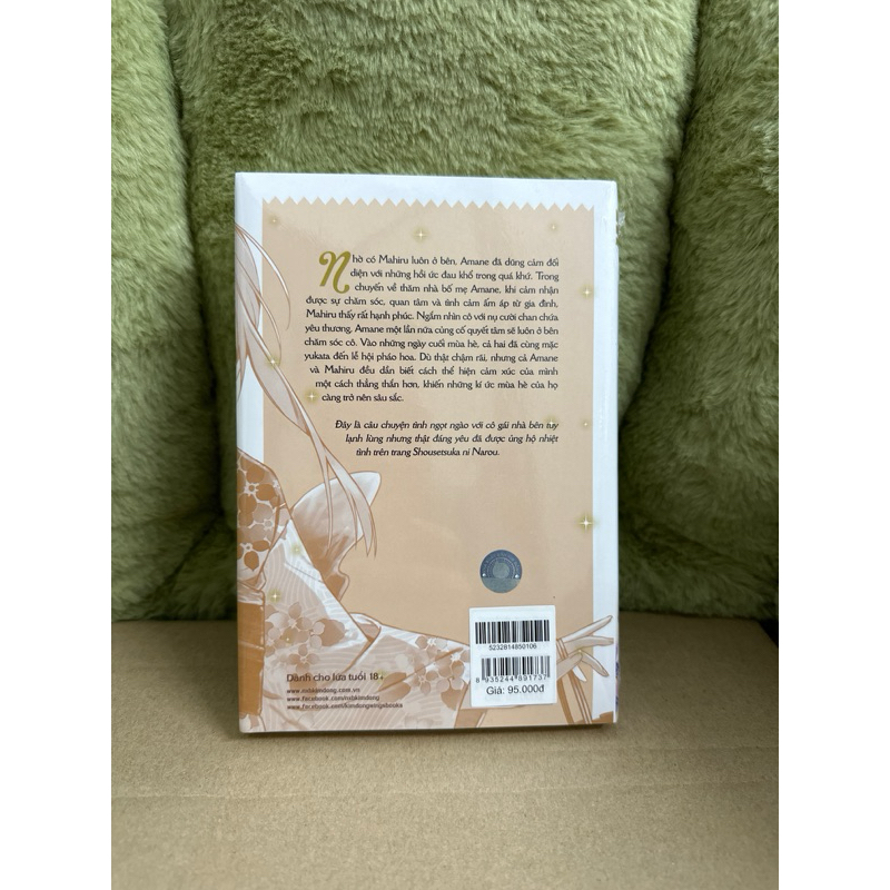 Thiên Sứ Nhà Bên - Tập 6 - Bản Giới Hạn - Tặng Kèm Bookmark + Bìa Áo Limited + Card 2 Lớp Có Chân Đế