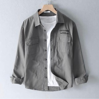 Áo khoác sơ mi nam chất liệu kaki cao cấp, áo sơ mi in chữ RIF ROCK IN C.H.A. làm điểm nhấn