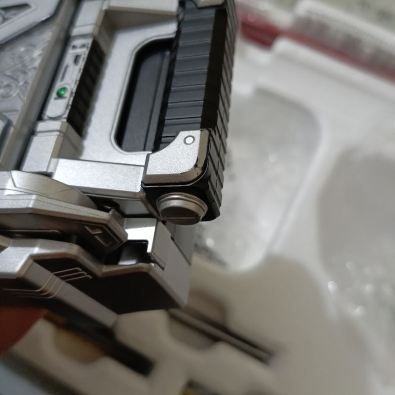CSM Blay Buckle & Blay Rouzer trong Kamen Rider Blade