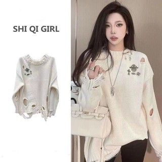 Áo Len Rách Gắn Tag Chữ Thập fom rộng cá tính độc lạ