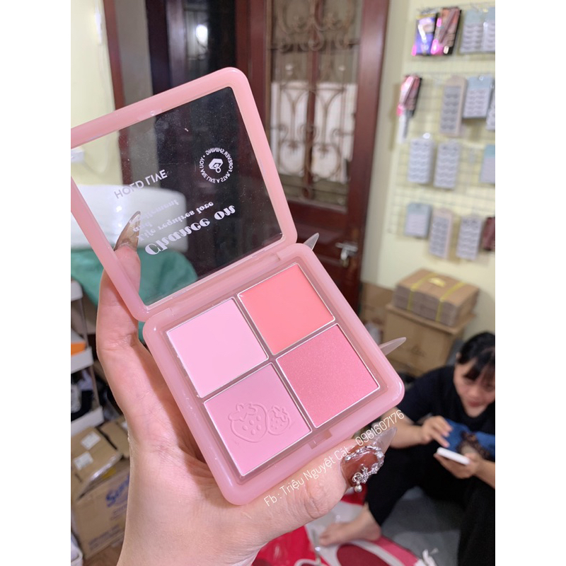 Bảng má 4 ô Hold Live Chance On