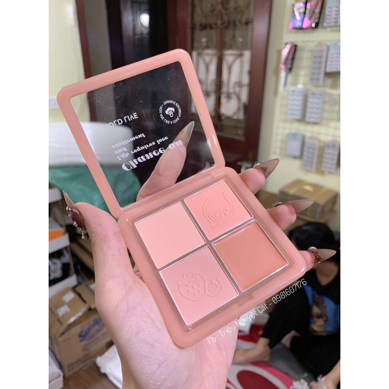 Bảng má 4 ô Hold Live Chance On