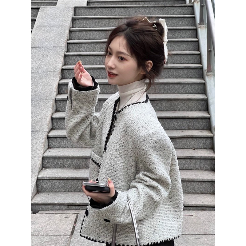 Áo Khoác Dạ Tweed nữ  Dày Dặn choàng Cúc Hoa HUNA COAT