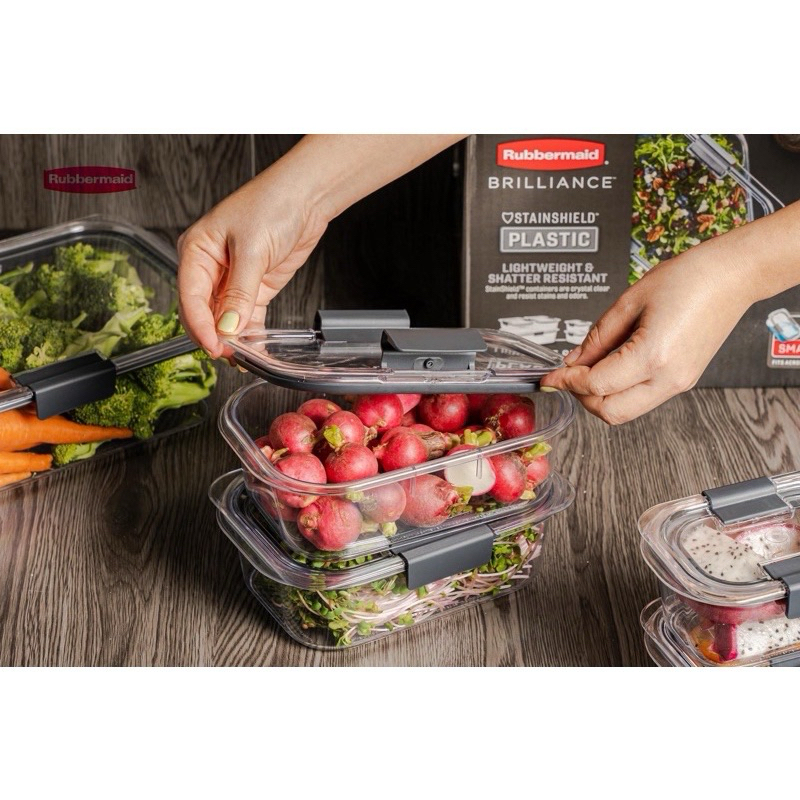 Bộ hộp đựng thực phẩm nhựa cao cấp Rubbermaid Brilliance 5-8 hộp đựng full box
